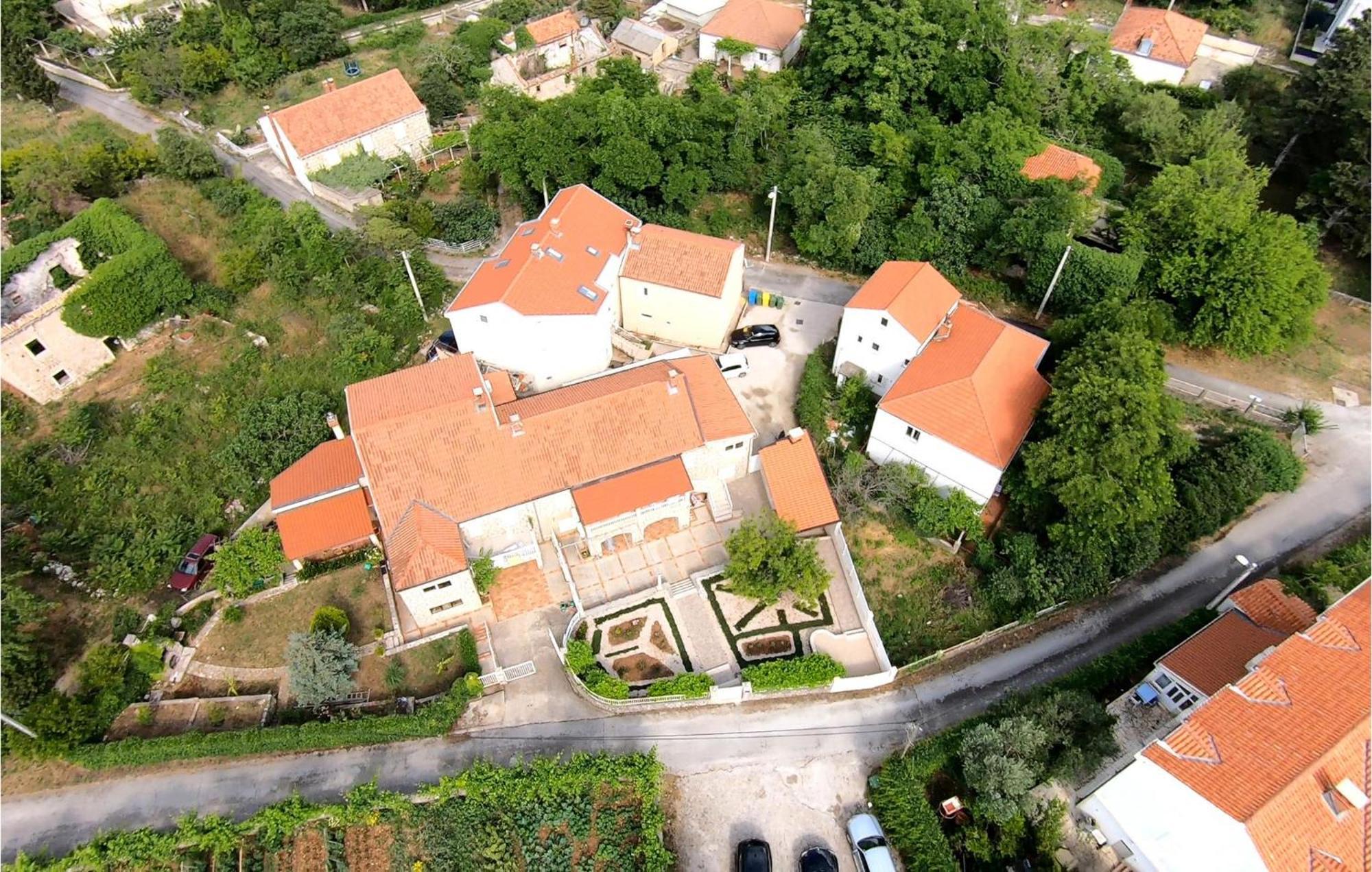 Nice Apartment In Dubrovnik With Kitchen Ngoại thất bức ảnh