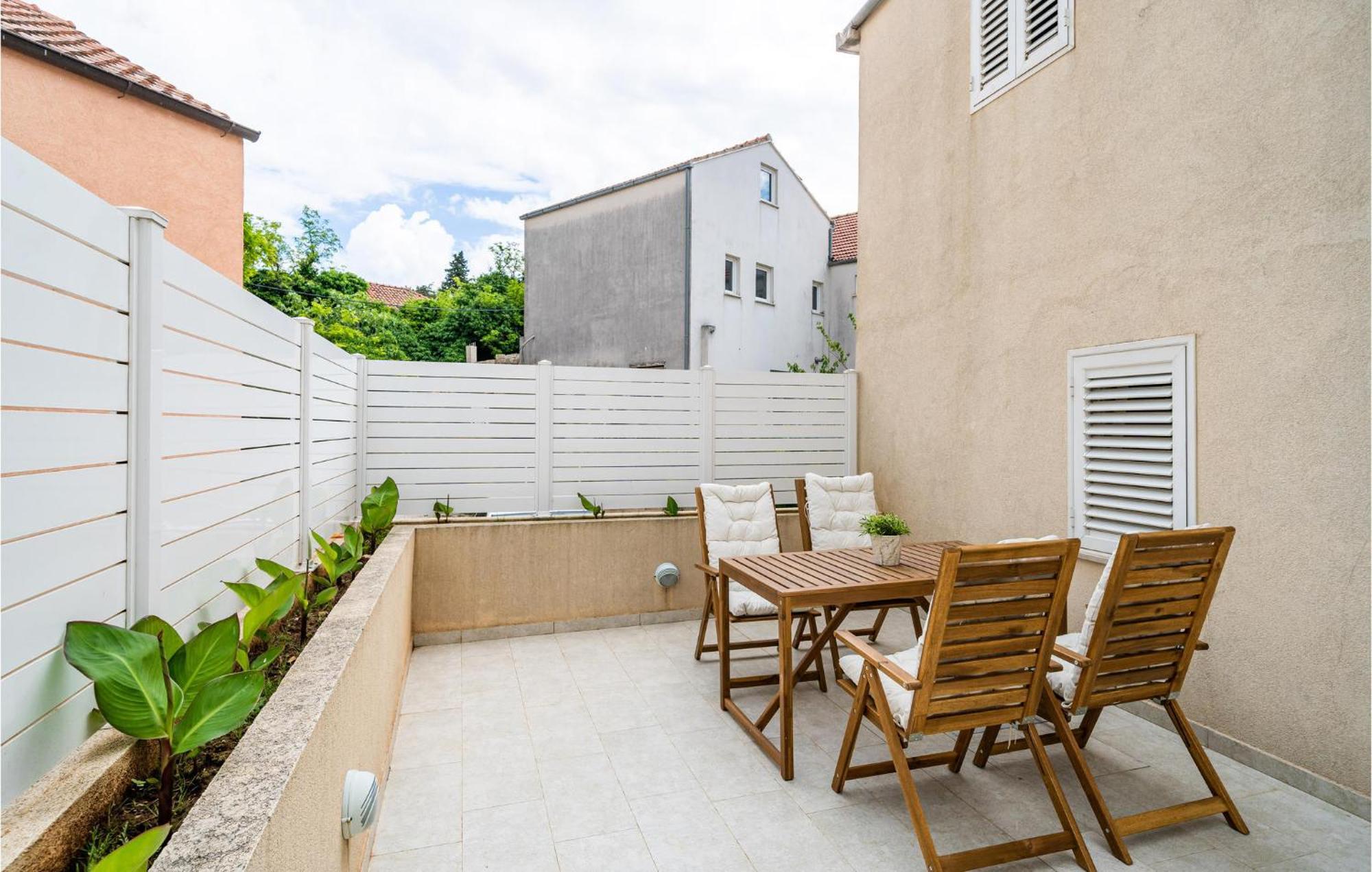Nice Apartment In Dubrovnik With Kitchen Ngoại thất bức ảnh